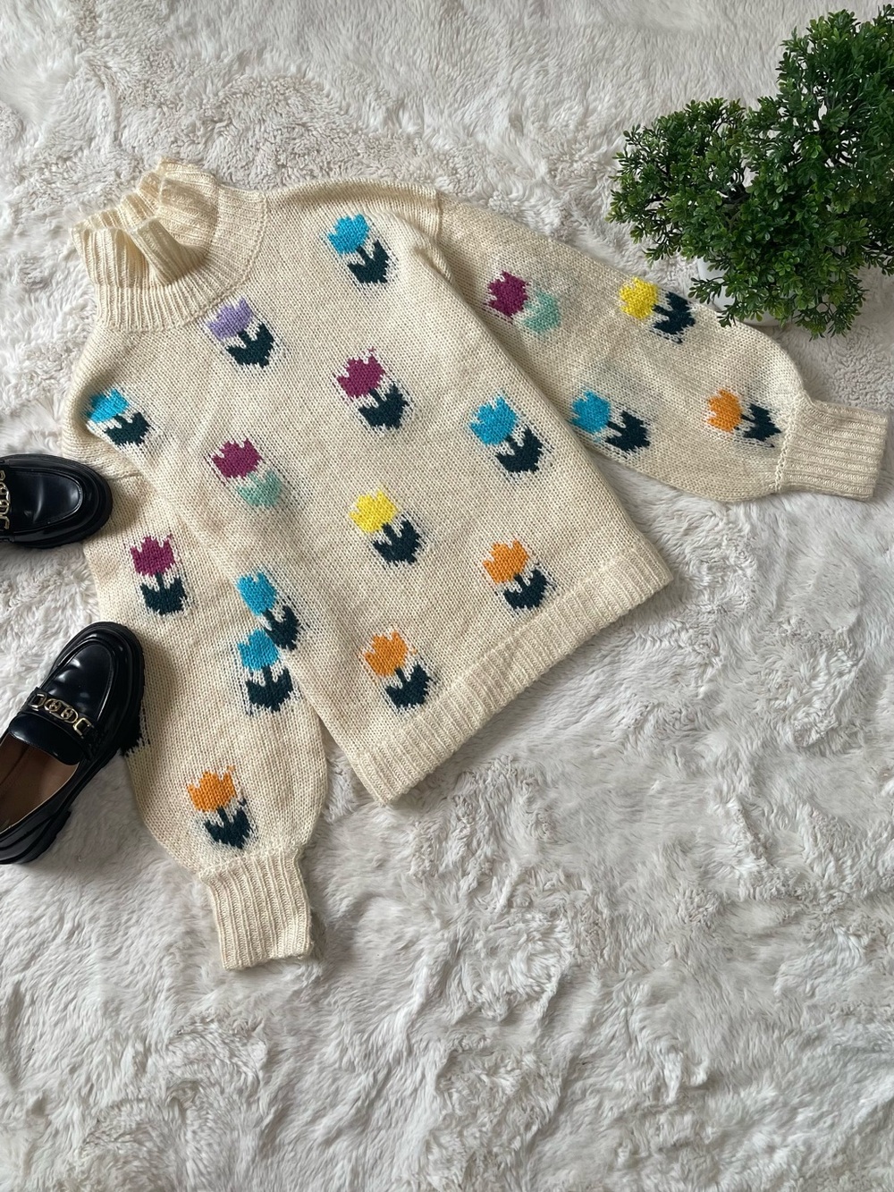 VRG GRL Cream Floral Knit Turtleneck Sweater Tulip Print Cozy Fall Top Size S/M